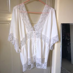 2XL lace blouse